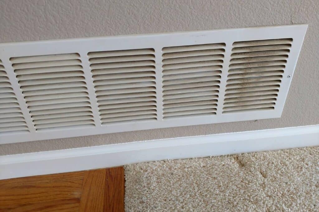 the importance of properly sized air filters for ensuring efficient air duct flow